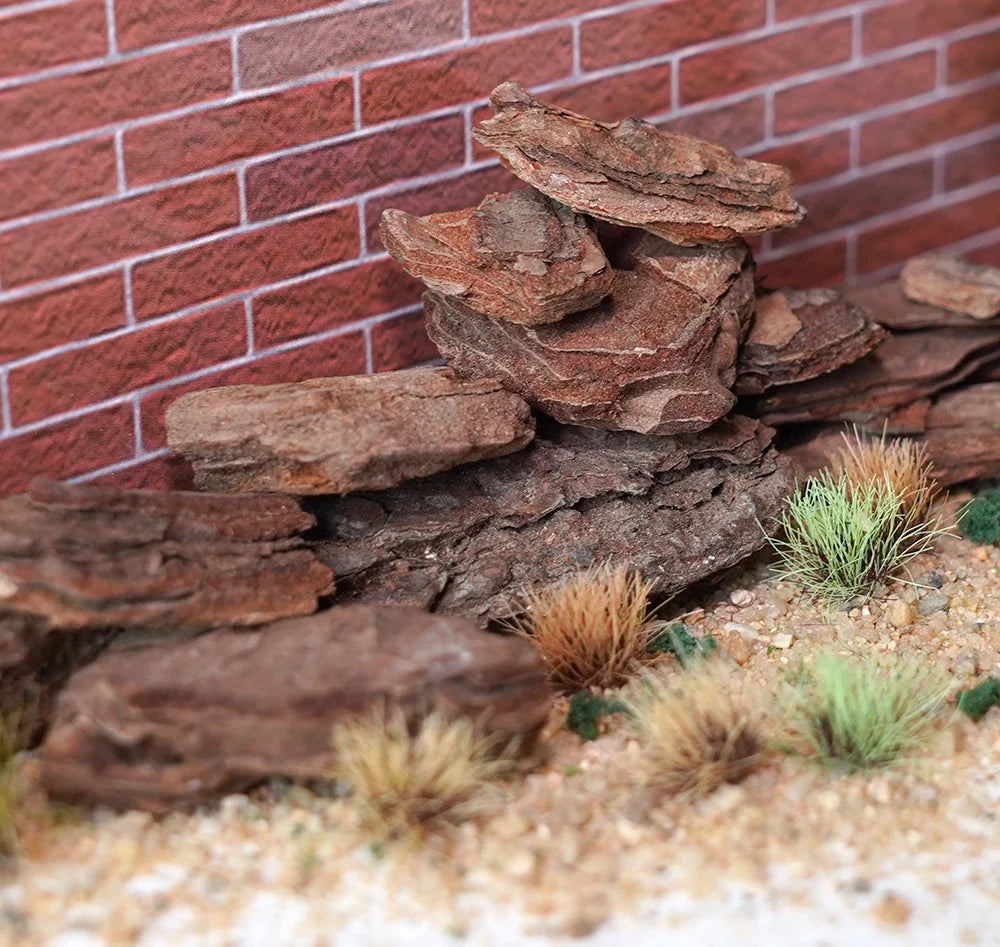 Natural Bark Chips for Miniature Scenery — 50g | Fairy Gardens, Sand Tables, Railway Models & Dioramas